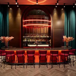 Paramount Times Square - A Generator 4* New York