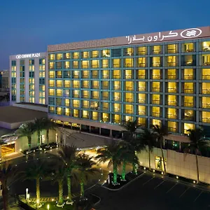 crowne-plaza-by-ihg.hotelsinjeddah.net/
