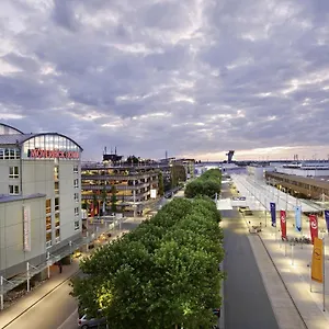 hotel-moevenpick-nuernberg-airport.com-bavaria.com/