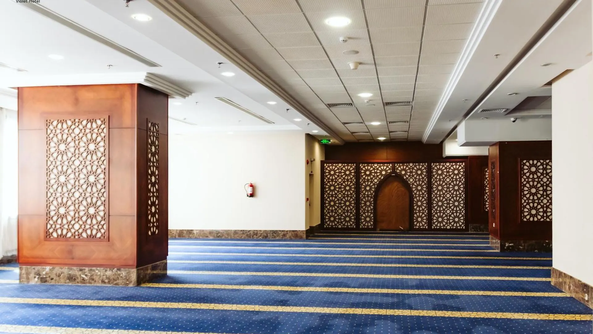 Violet Al Azizia Hotel Mecca 2*,